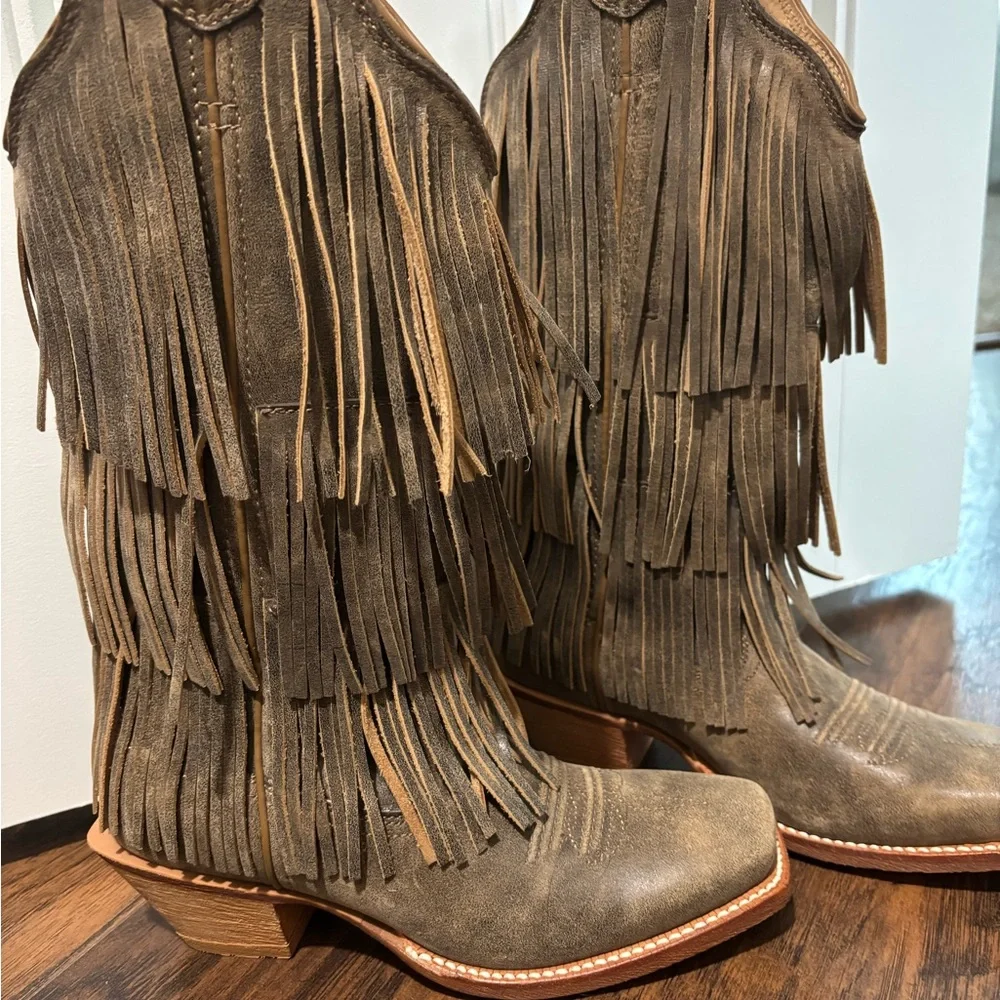 Twisted X Brown Fringe Cowboy Boots - Picture 1 of 6